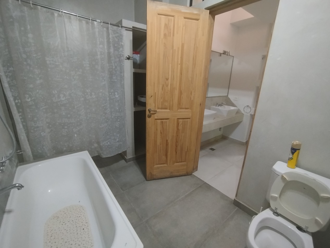 Venta Casa moderna apta credito Malvinas argentinas 