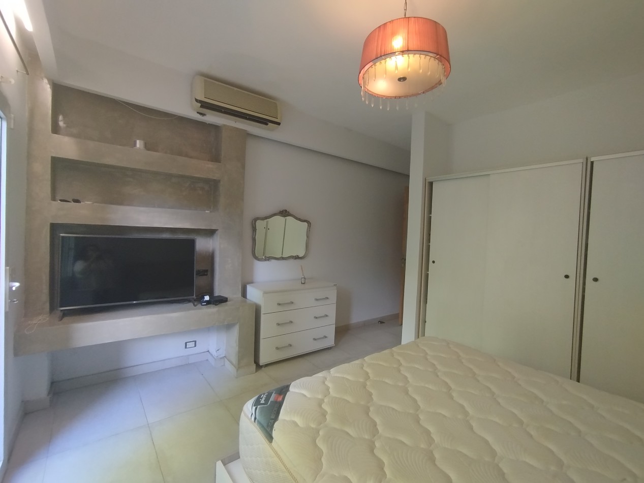 Venta Casa moderna apta credito Malvinas argentinas 