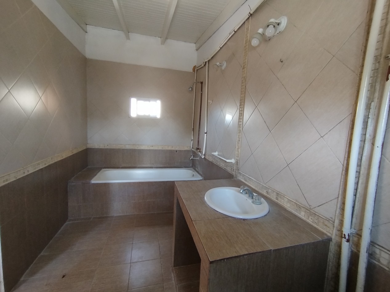 Alquiler departamento tres ambientes p.alta Jose C Paz 