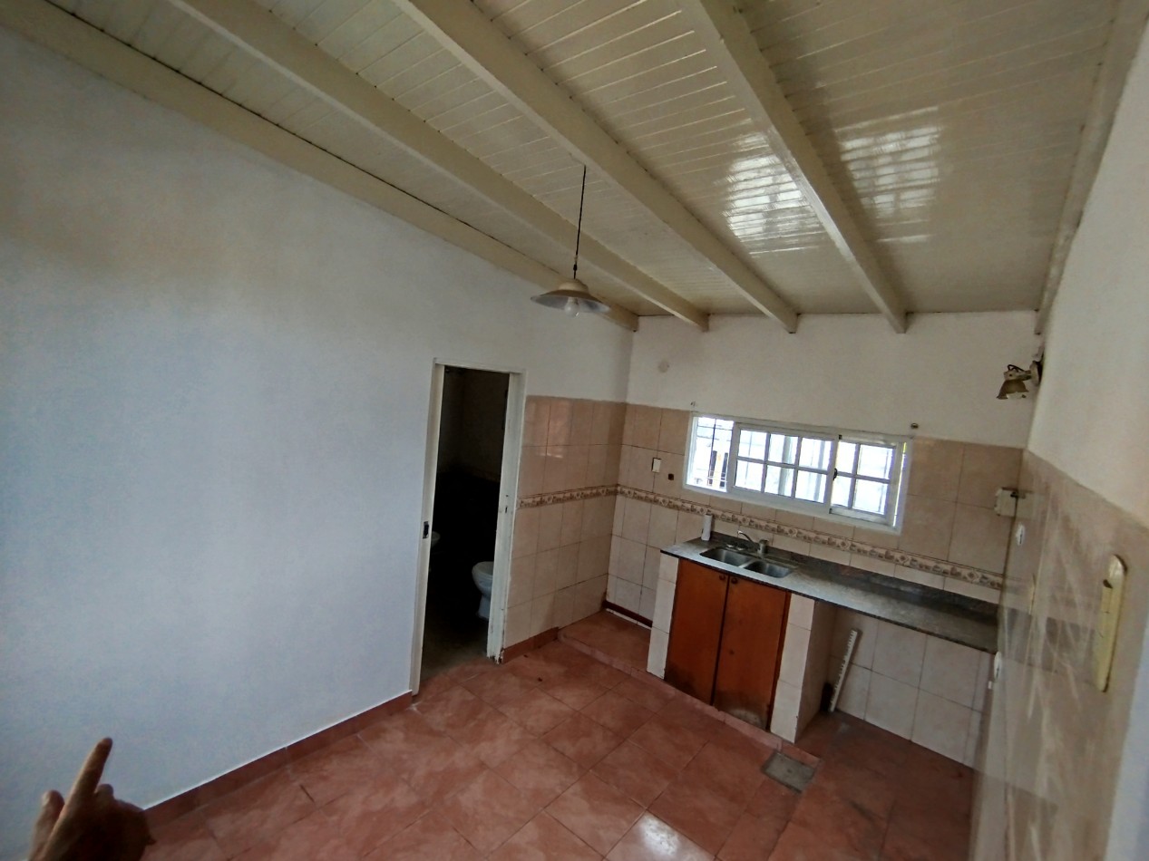 Alquiler departamento tres ambientes p.alta Jose C Paz 