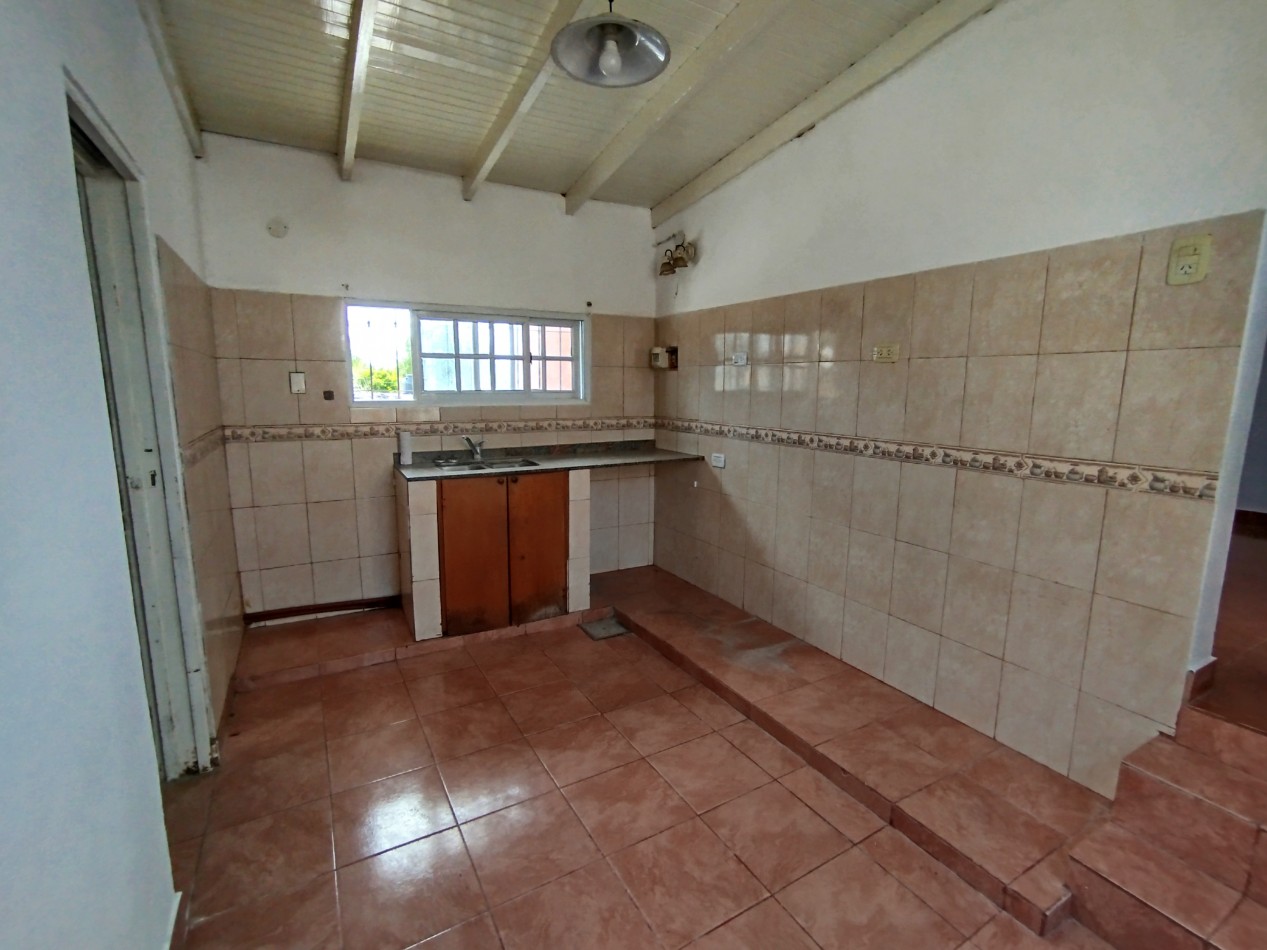 Alquiler departamento tres ambientes p.alta Jose C Paz 