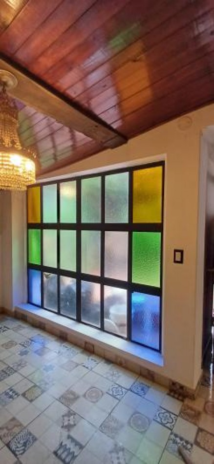 Alquiler casa con pileta 5 cocheras Jose C Paz 