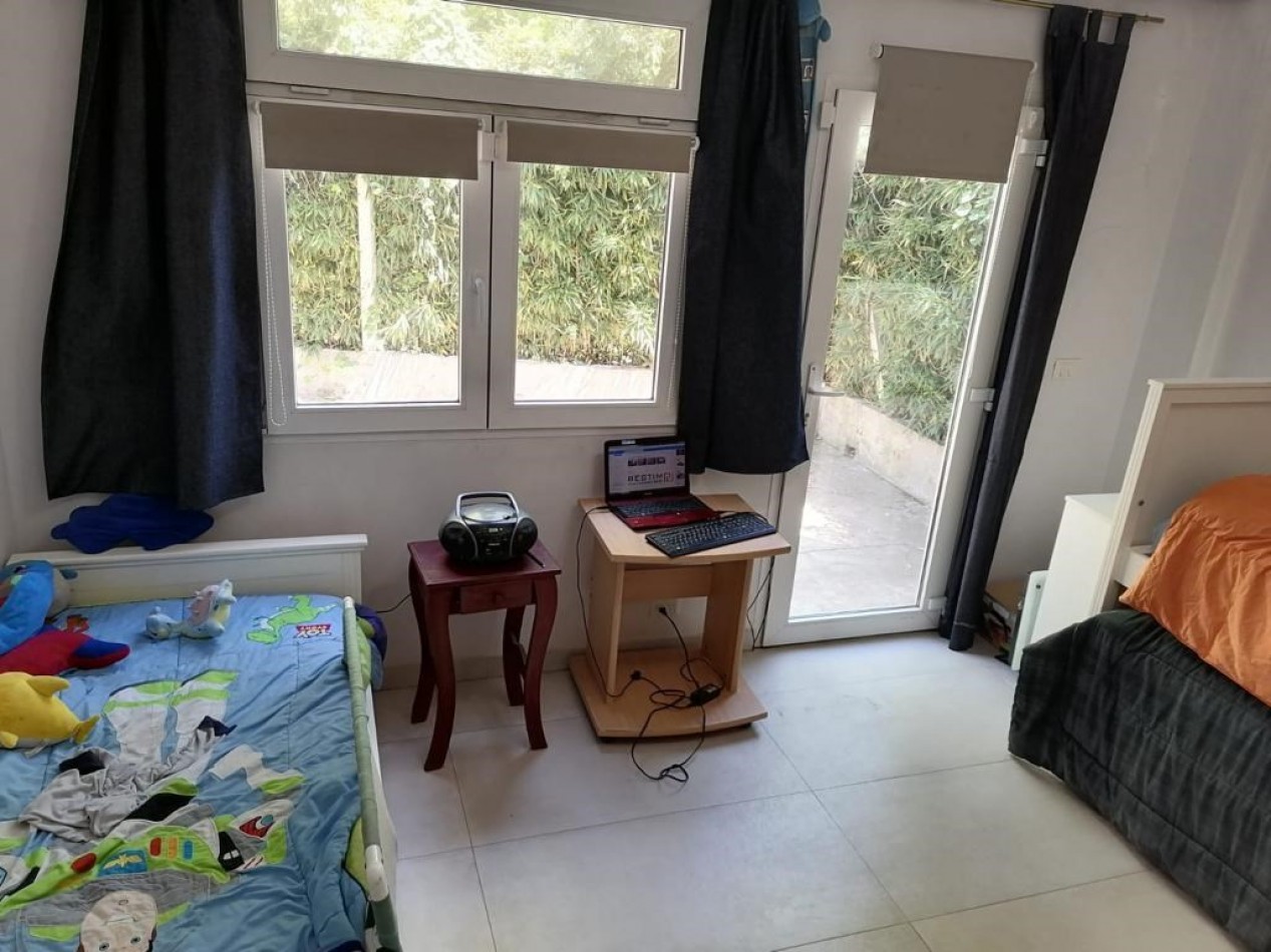 Venta casa moderna apta credito bancario Malvinas Argentinas