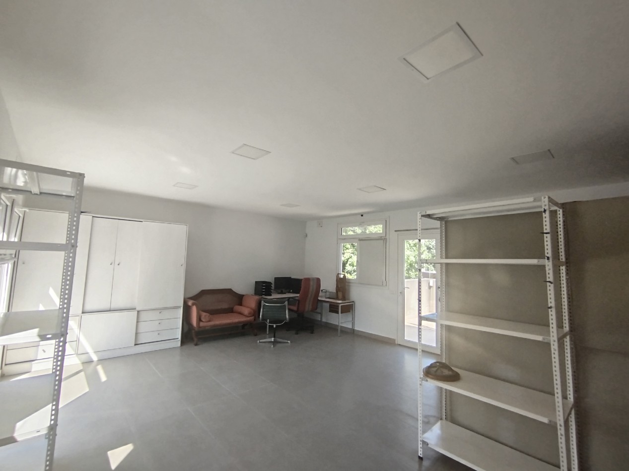 Venta casa moderna apta credito bancario Malvinas Argentinas