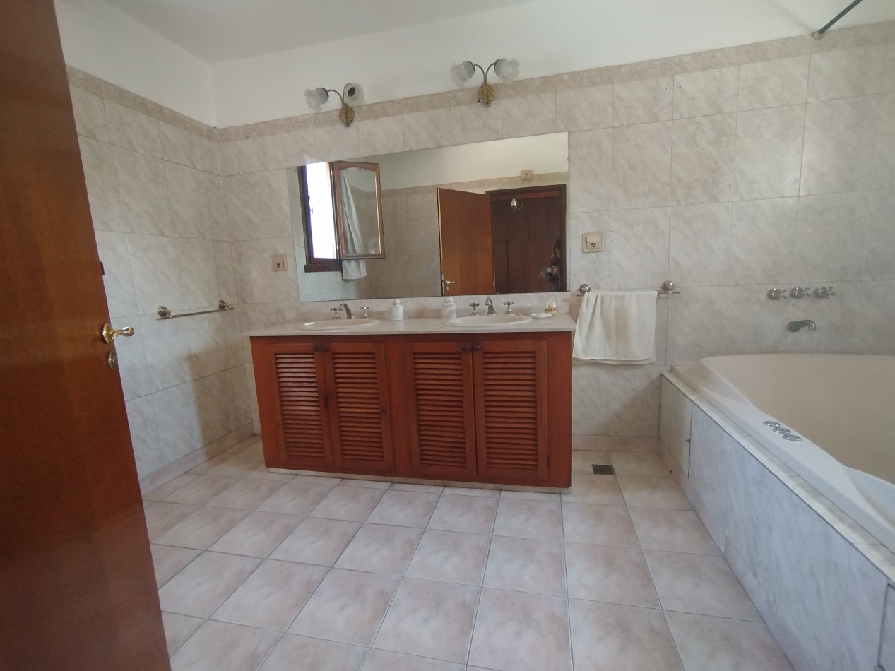 Venta Casa tres ambientes Muñiz san Miguel 