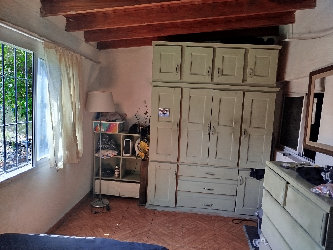 Venta Dos Casas Local muy buena ubicacion Jose C Paz 