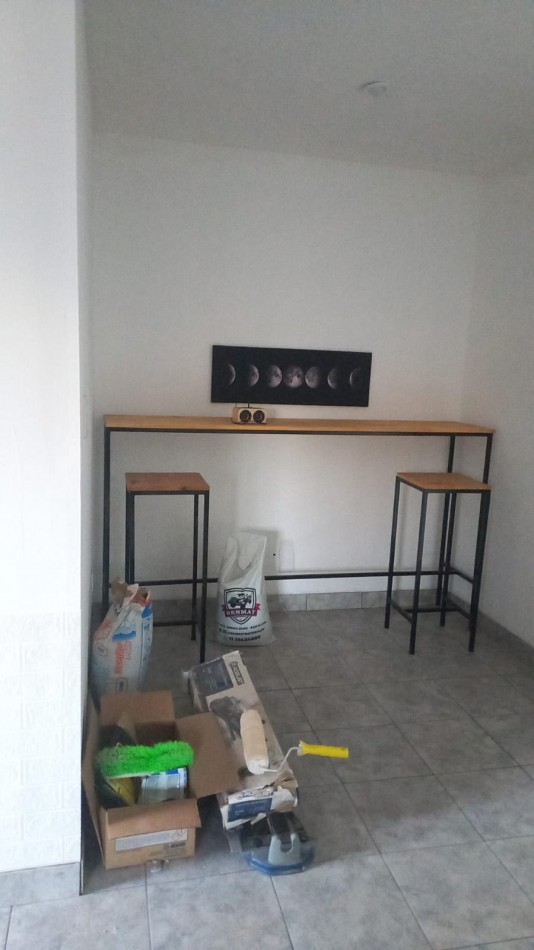 Venta Dos Casas Local muy buena ubicacion Jose C Paz 