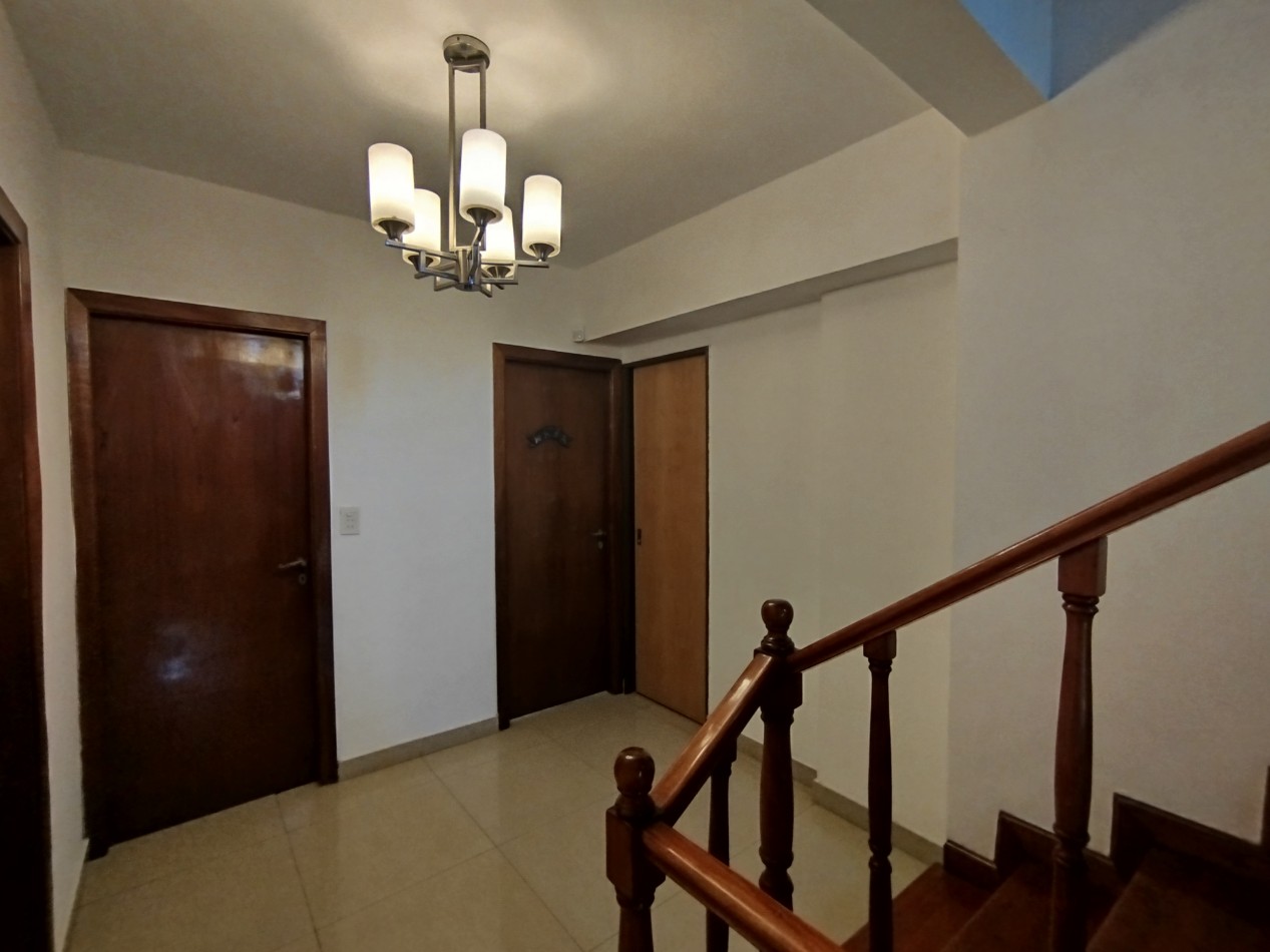 venta Casa chalet cuatro ambientes bella vista San Miguel 