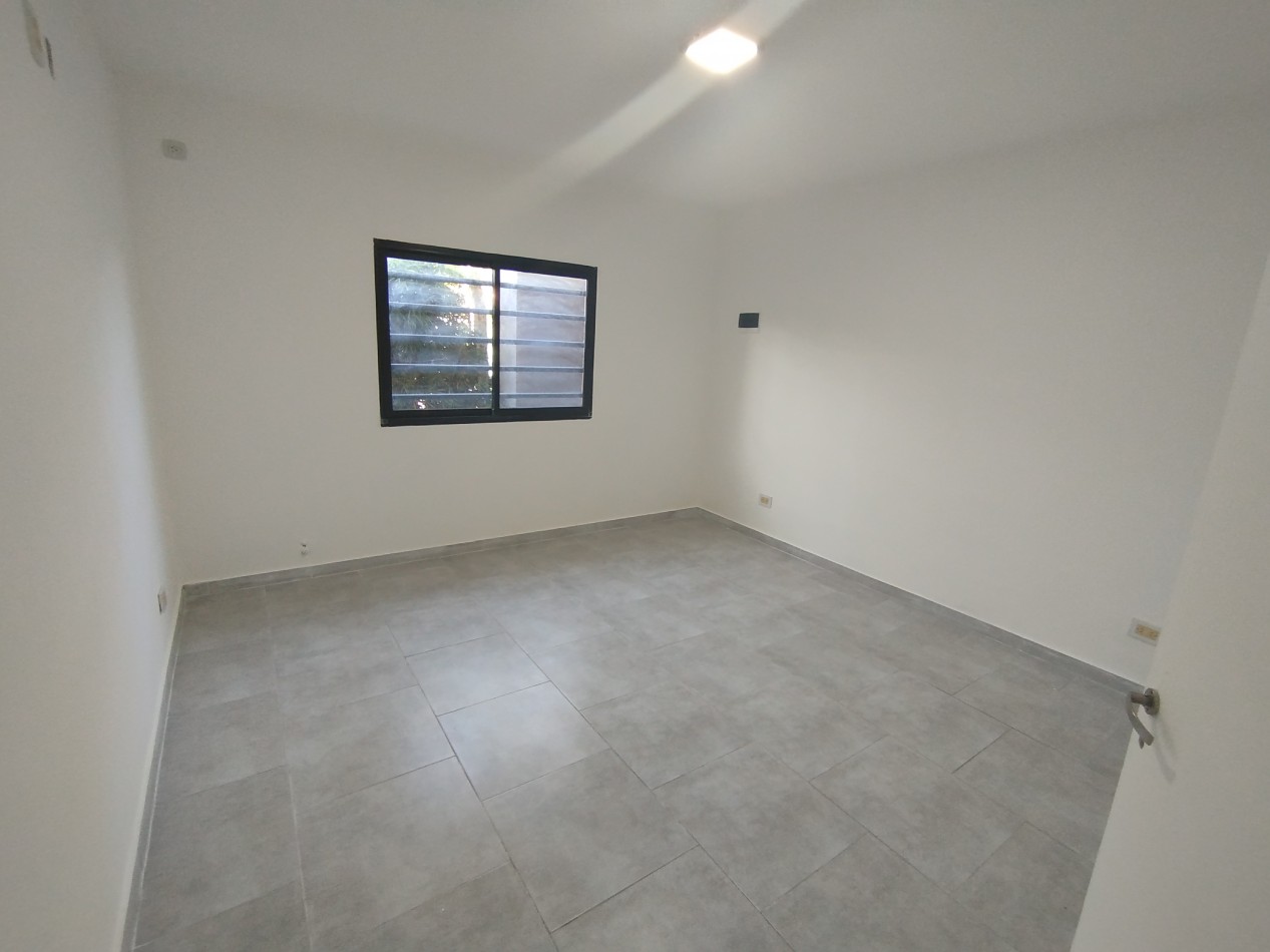 Alquiler departamento dos ambientes Jose C Paz 