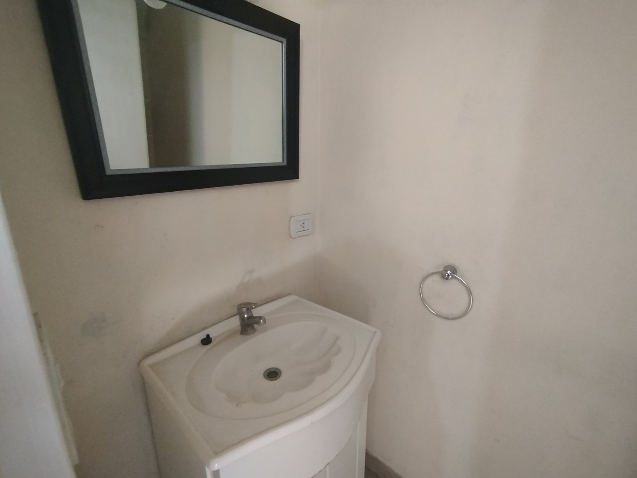 Venta Casa Triplex Jose C Paz Financia 