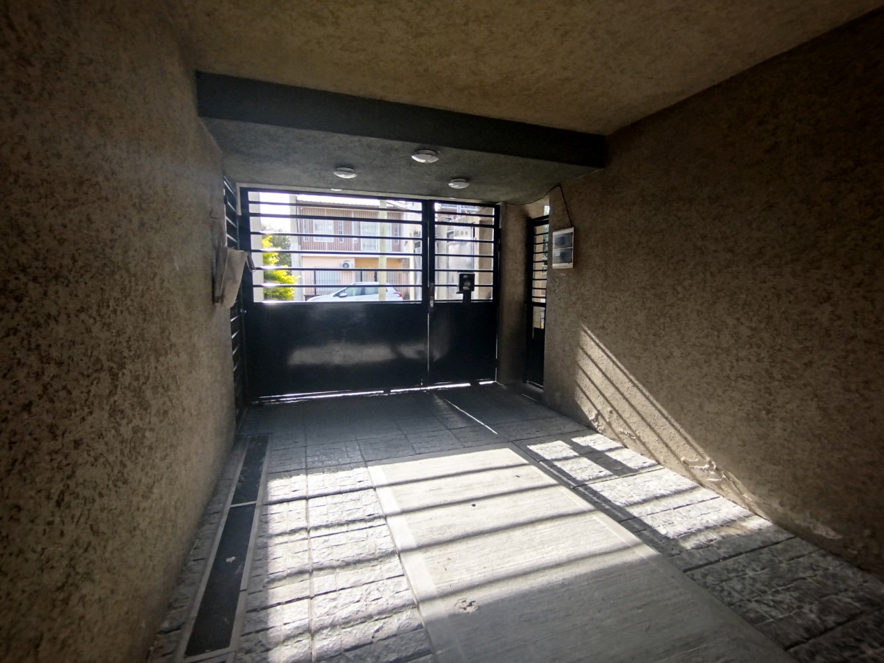 Venta Casa Triplex Jose C Paz Financia 