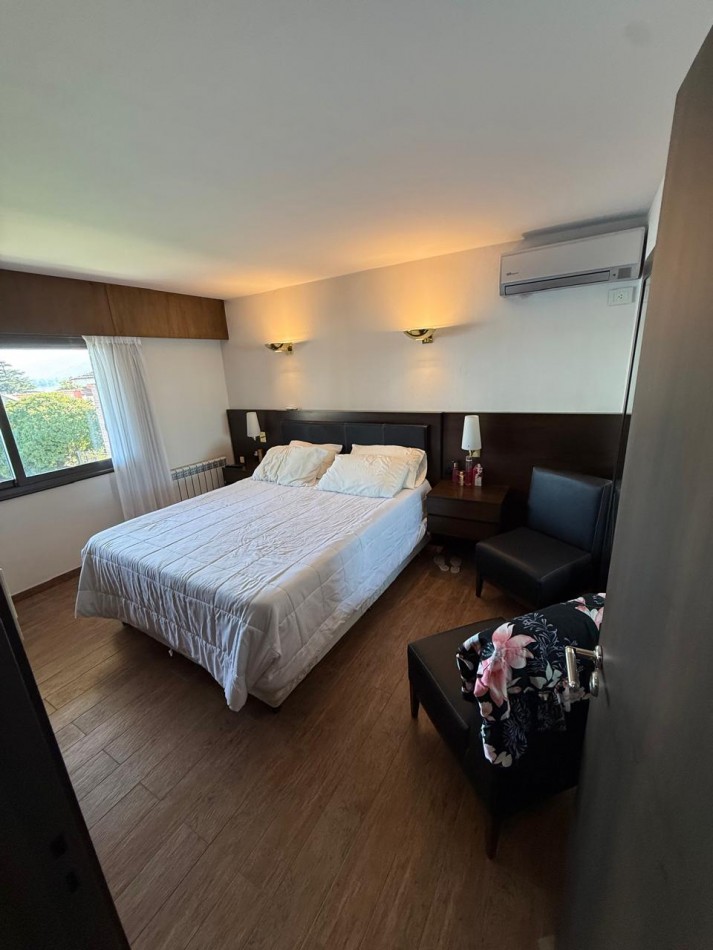 Venta casa de categoria Villa Carlos Paz Cordoba