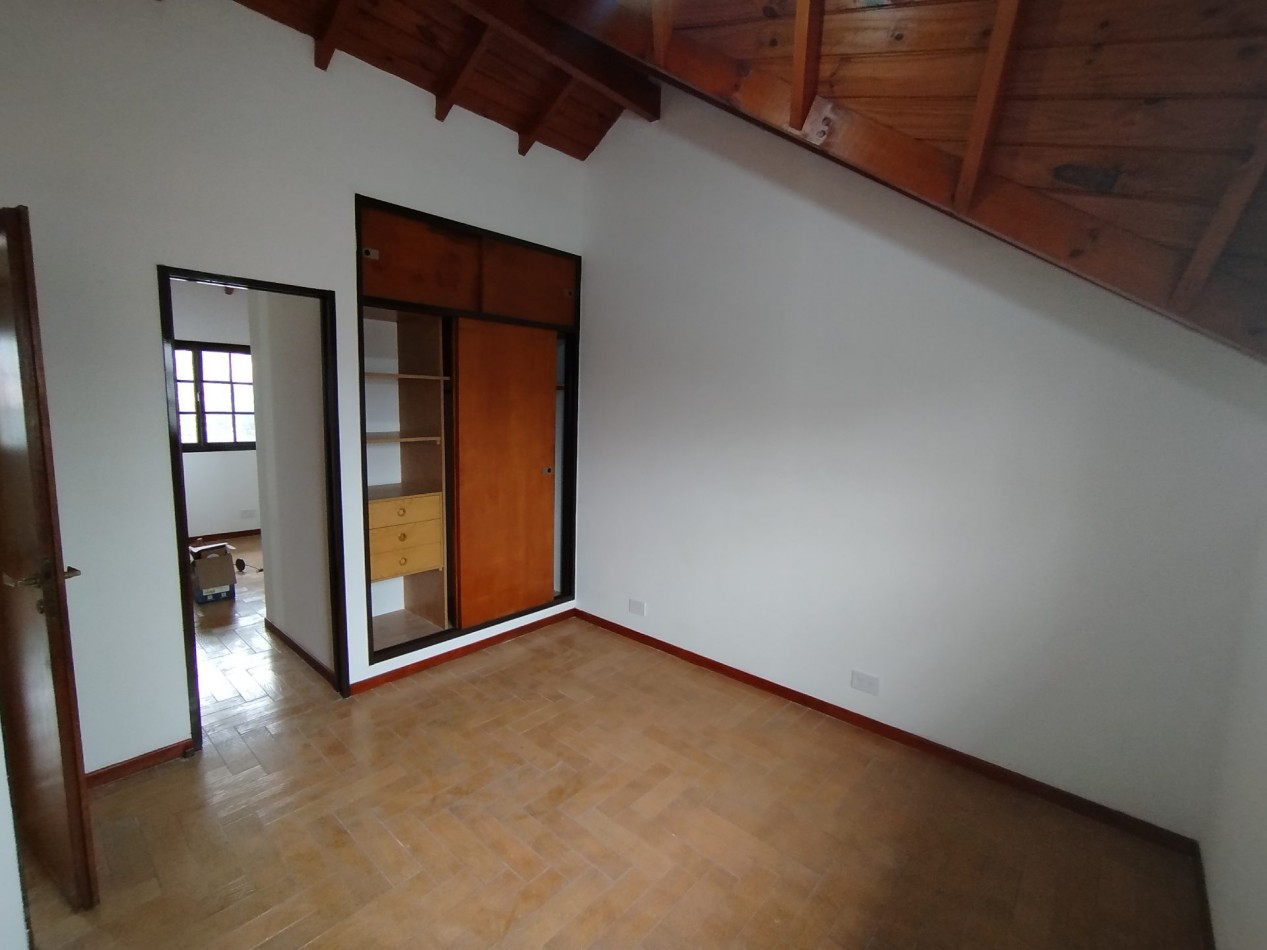 Alquiler casa Duplex impecable San Miguel 