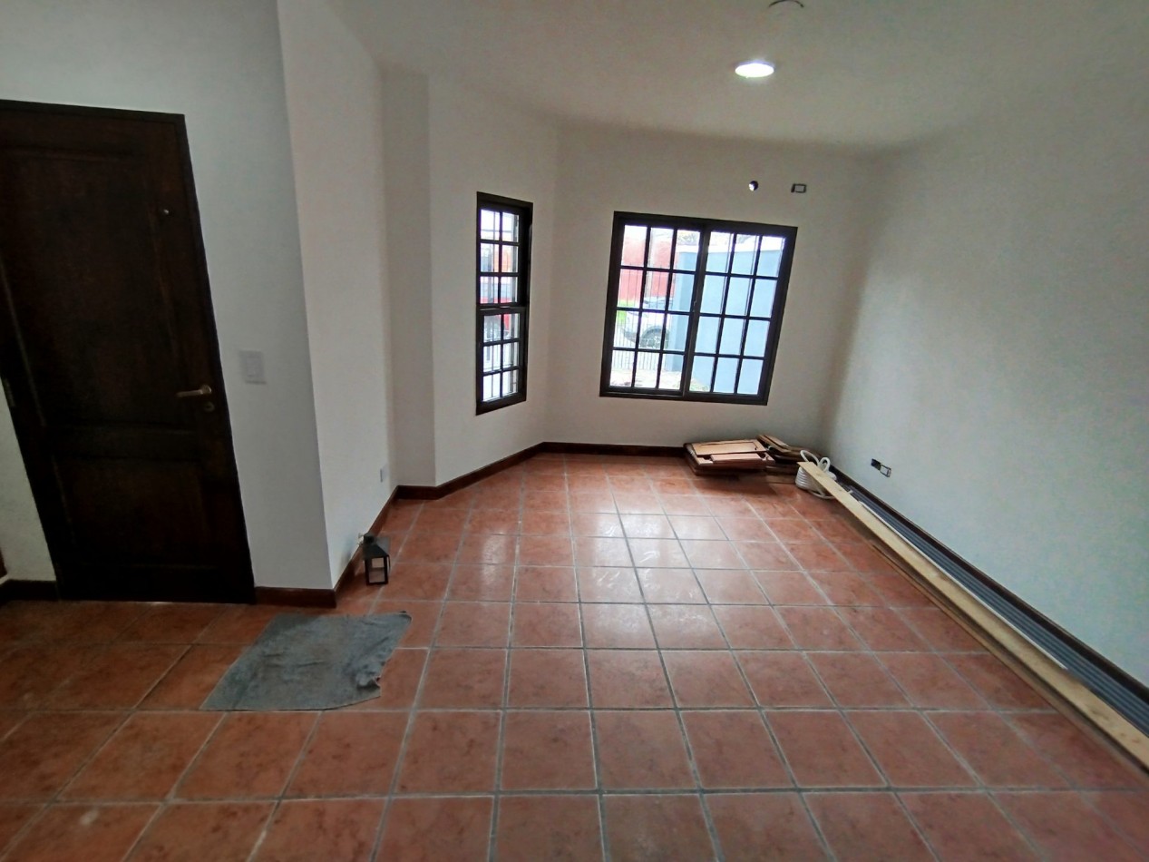 Alquiler casa Duplex impecable San Miguel 