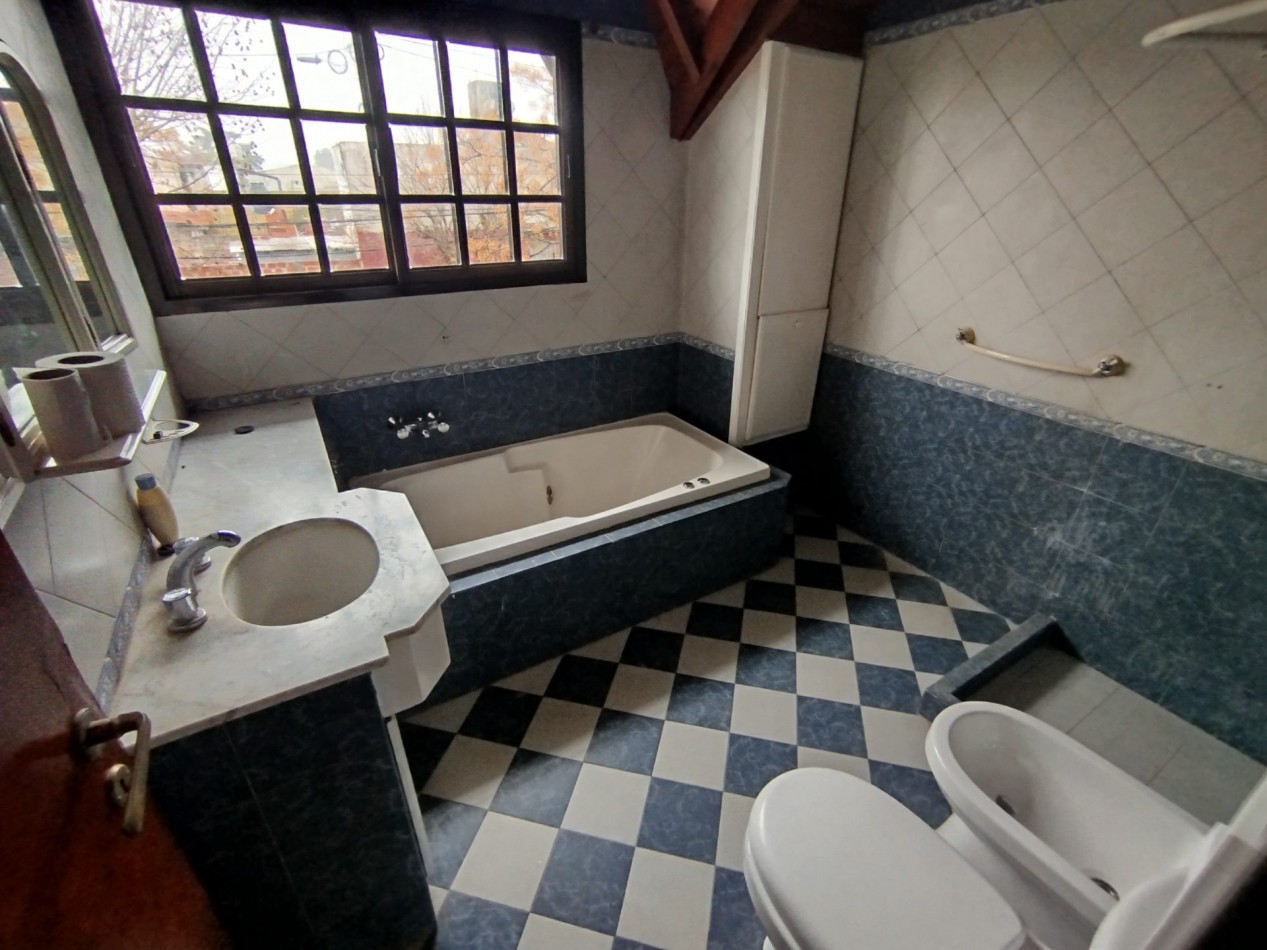 Alquiler casa Duplex impecable San Miguel 