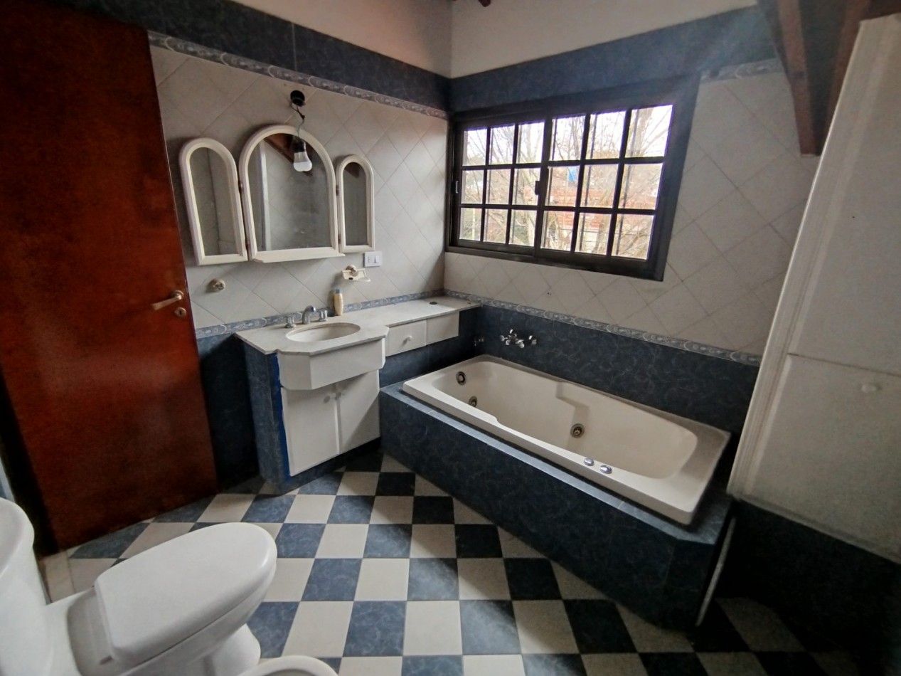 Alquiler casa Duplex impecable San Miguel 