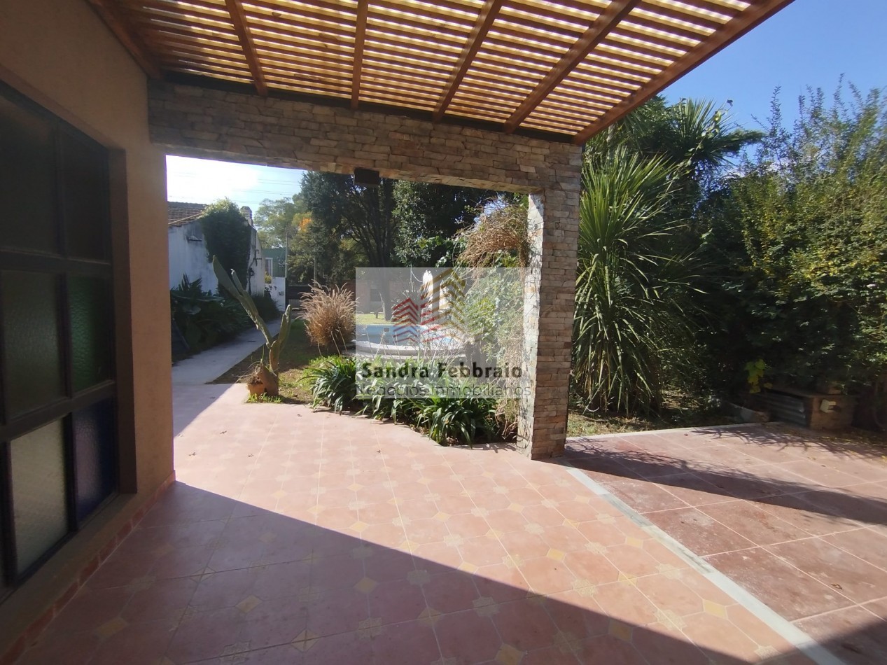 Alquiler casa quincho pileta Jose C paz 