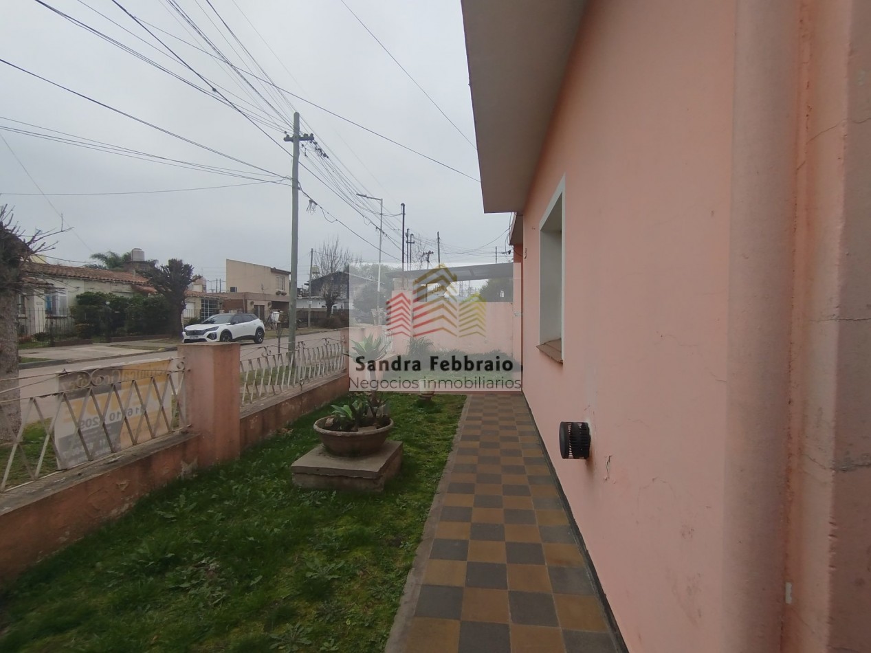 Venta Casa y amplio departamento Los Polvorines Malvinas argentinas 