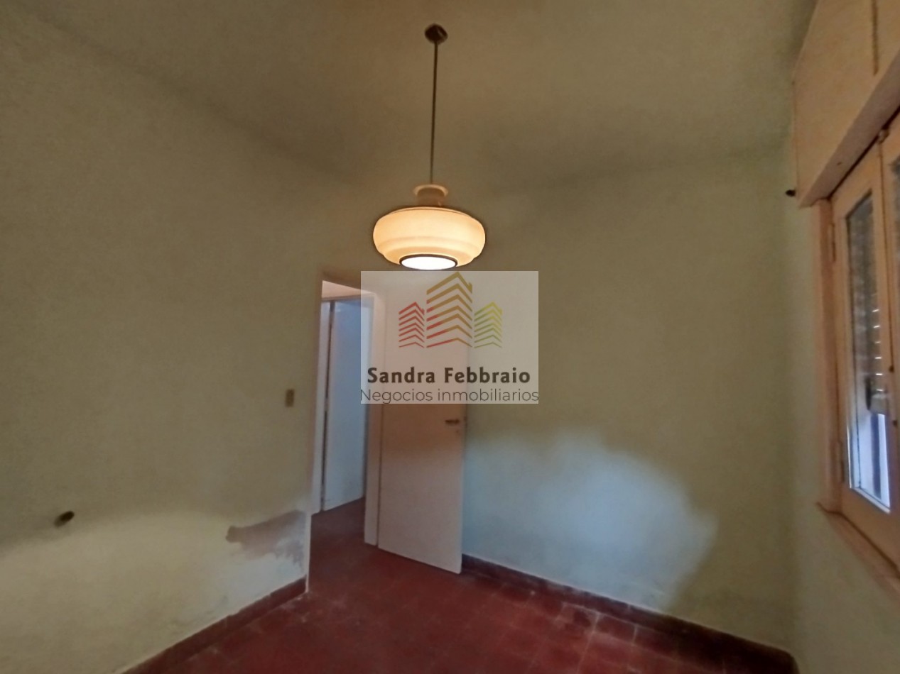 Venta Casa y amplio departamento Los Polvorines Malvinas argentinas 