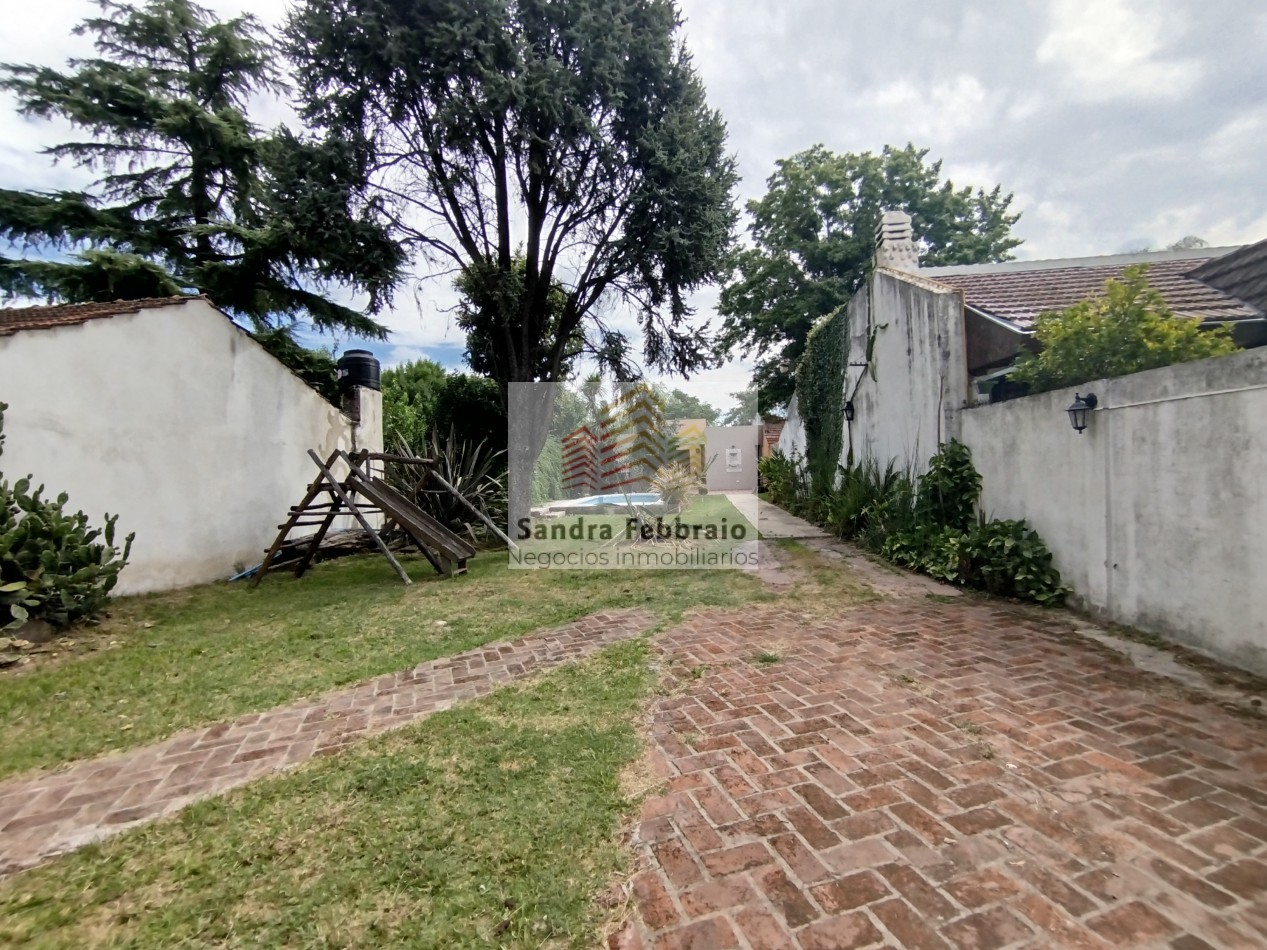 Venta Casa pileta cochera apto credito Jose C Paz 