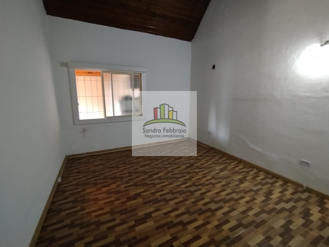 Venta casa tres ambientes san Miguel 