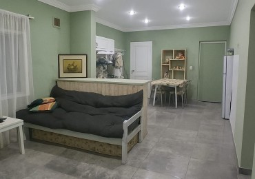 Venta Dos Casas Local muy buena ubicacion Jose C Paz 