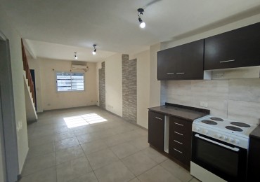 Venta Casa Triplex Jose C Paz Financia 